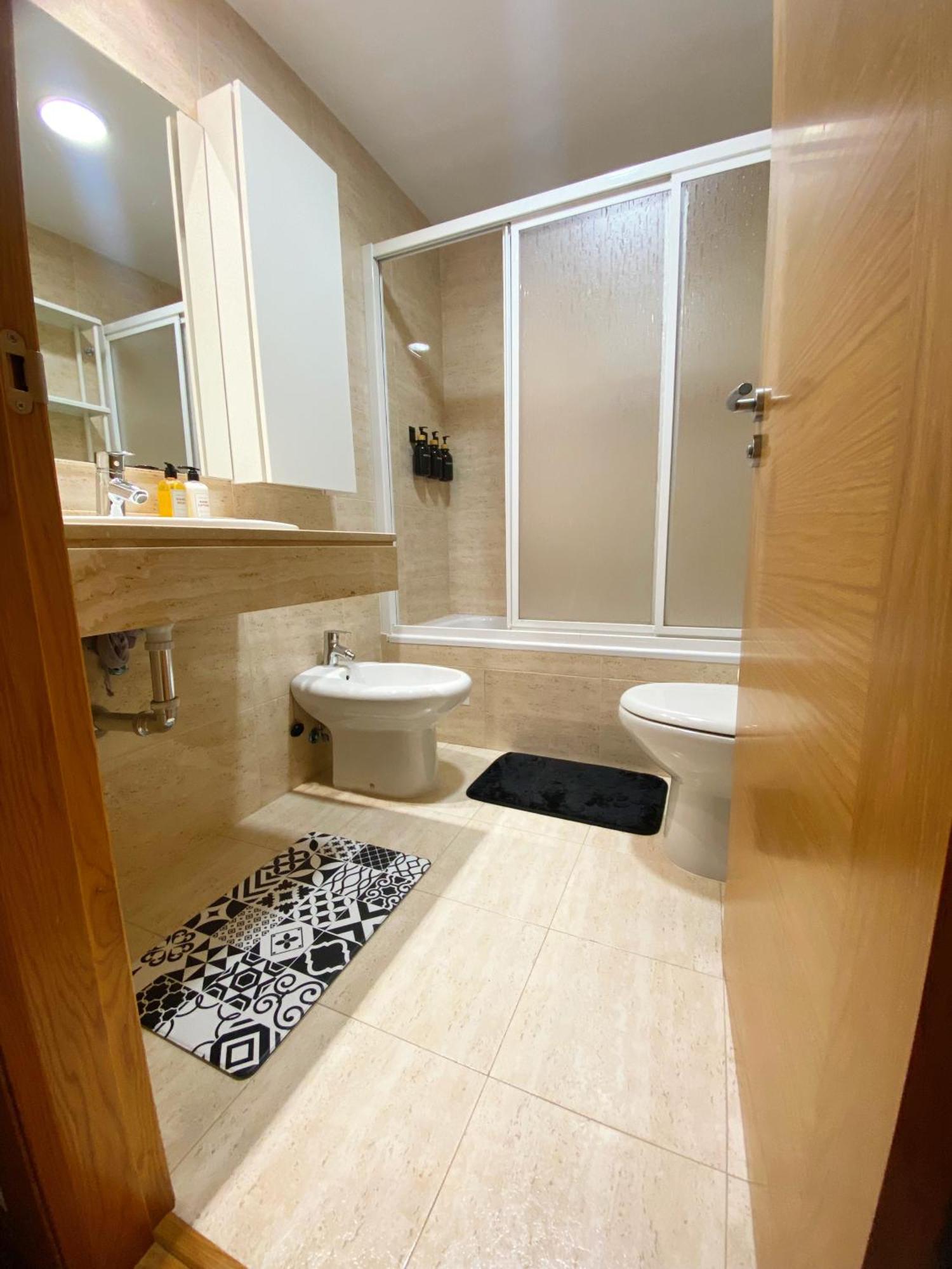 Apartamento Centro De Pontevedra Luaran gambar